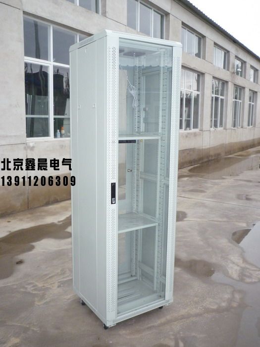 XC-1網(wǎng)絡服務器機柜  。4.jpg